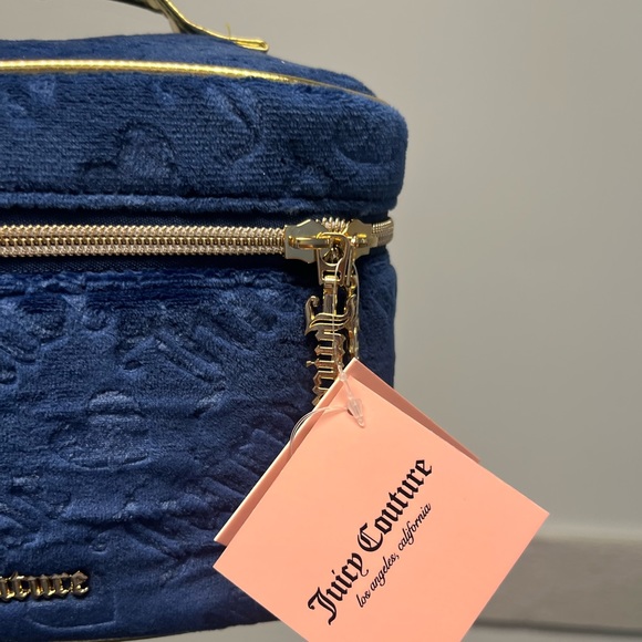 NEW Juicy Couture Travel Makeup Case - Picture 2 of 7